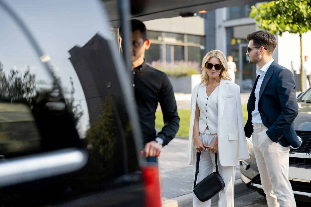 Ultimate Guide to EWR to Manhattan Airport Car Service Ultimate Guide to EWR to Manhattan Airport Car Service